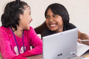 Niñas en las TIC: inclusión digital también en los medios