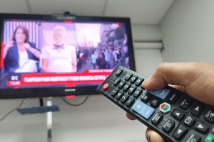 Situación de la radio y televisión de señal abierta en cifras: El ecosistema de radio y televisión de señal abierta se redujo en 5%